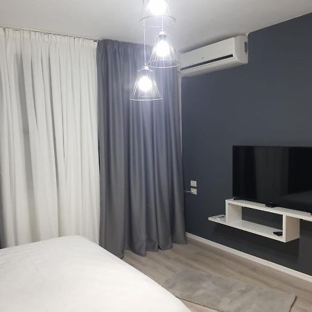 Modern Apartment Korca 2 エクステリア 写真